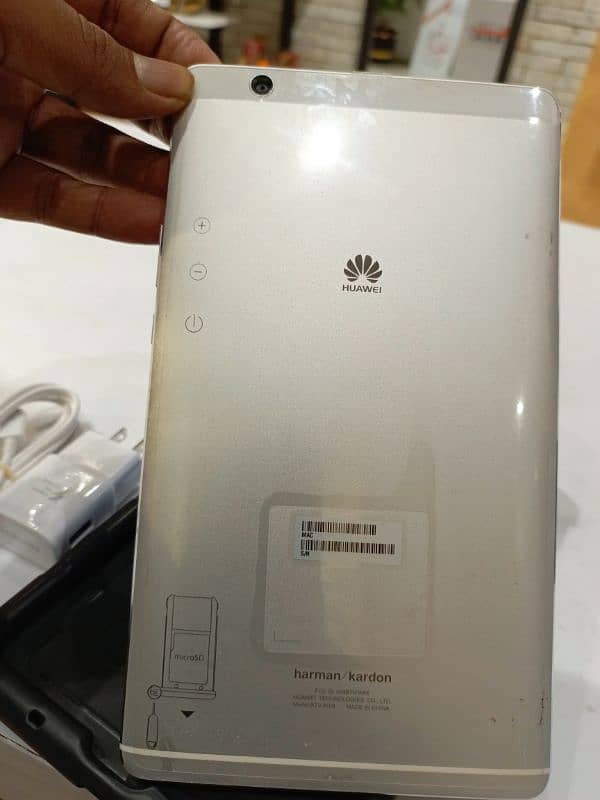 Huawei BTV-W09 32/4gb silver color 3