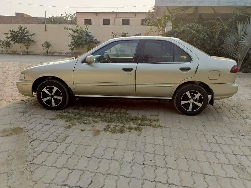 Nissan Sunny 1997 4