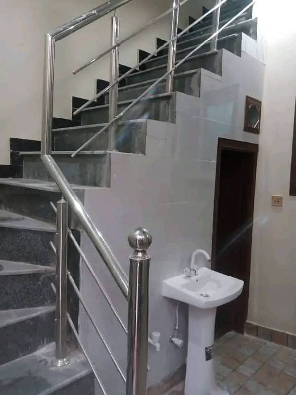 3 Marla House For Rent in Johar Town 2