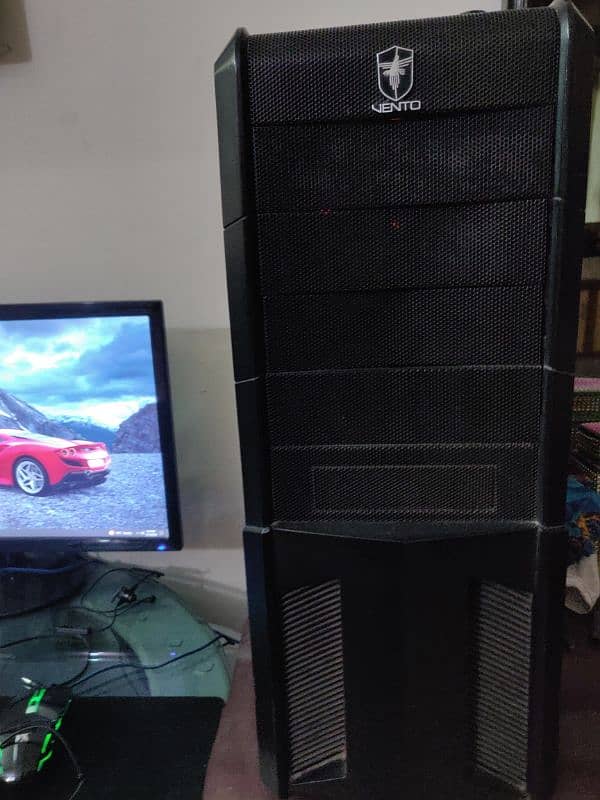 Gaming case with 2 red fans and power supply 2