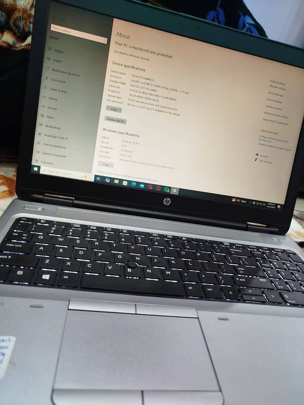 Hp i5 7 gen urgent sale 1