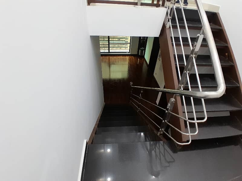 10 Marla House For Sale In DHA Phase-5 Block-L 21