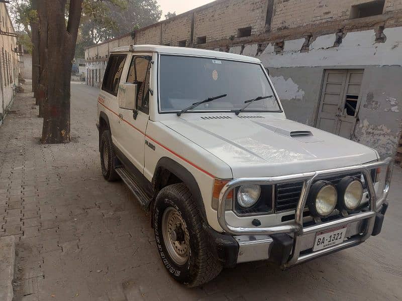 Mitsubishi Pajero 1988 1