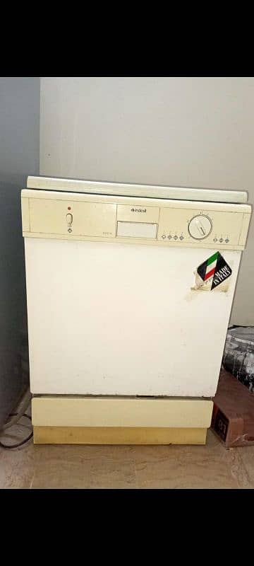 DISHWASHER indesit 0