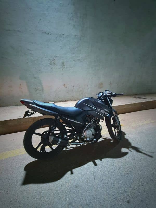 Yamaha ybr 125 2015 0