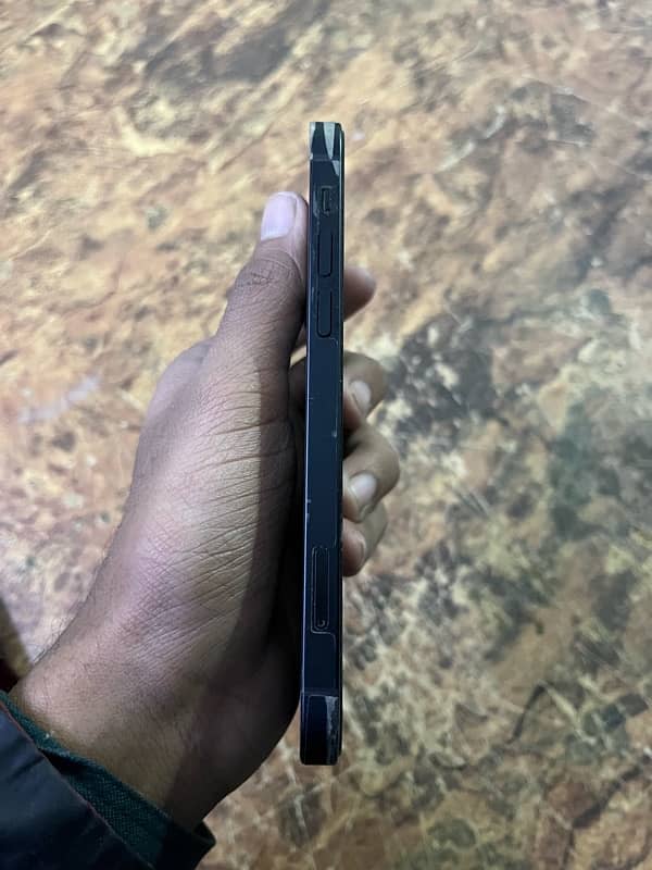 iPhone 12 Jv 64GB Midnight Black 4