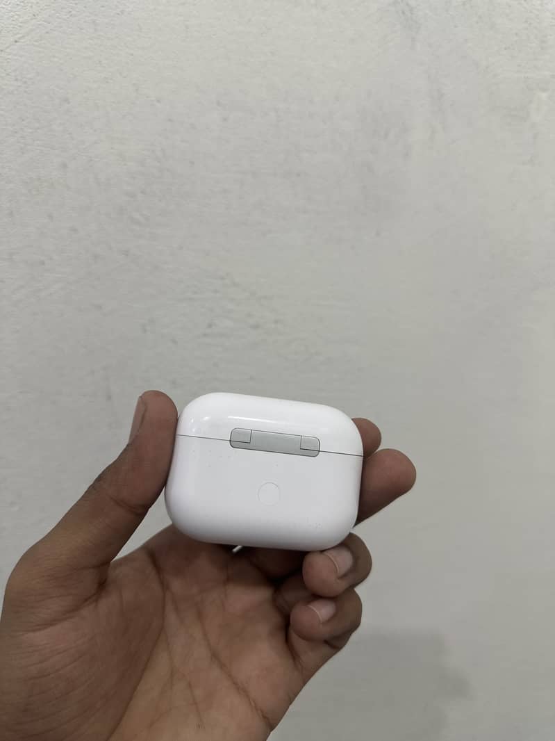 T58 AirPods 4