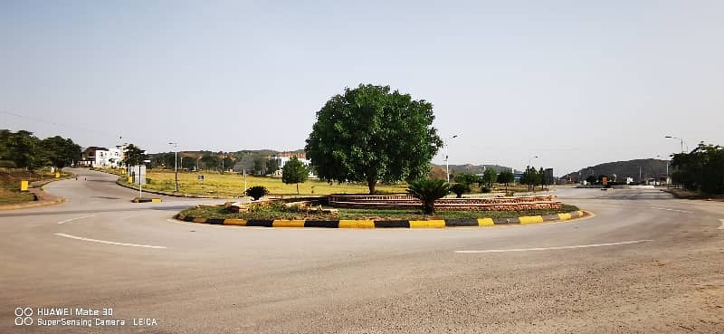 NEWLY CUTTING AREA  PLOT FOR SELL  SECTOR A DHA PHASE 3 ISLAMABAD EX SERENE CITY 5