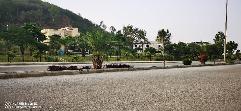 NEWLY CUTTING AREA  PLOT FOR SELL  SECTOR A DHA PHASE 3 ISLAMABAD EX SERENE CITY 8