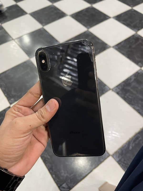 iphone xs Max 1