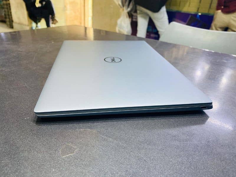 dell Xps  9315 as ha new condition and low price 2