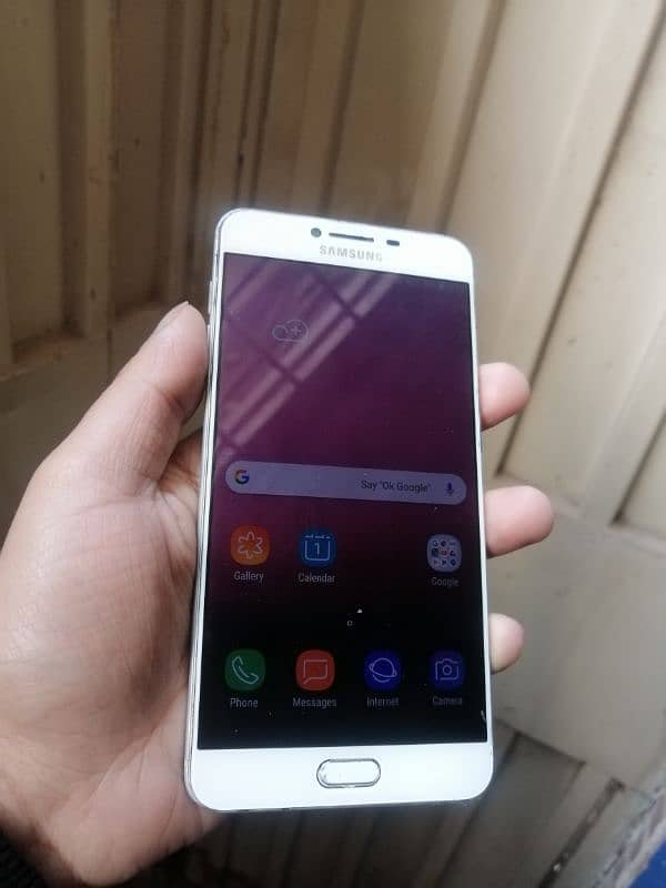 Samsung c7 4gb 32gb all ok urgent sale 4