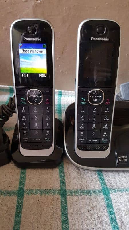 Panasonic KX-TG7523 Phones - Triple Digital Cordless Answering 8