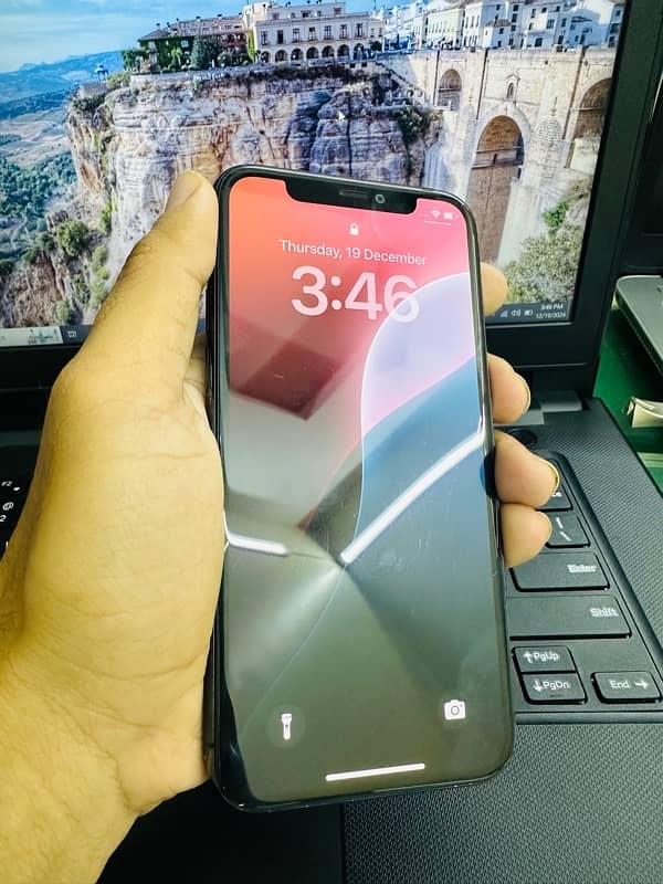 iphone 11pro 64gb 1