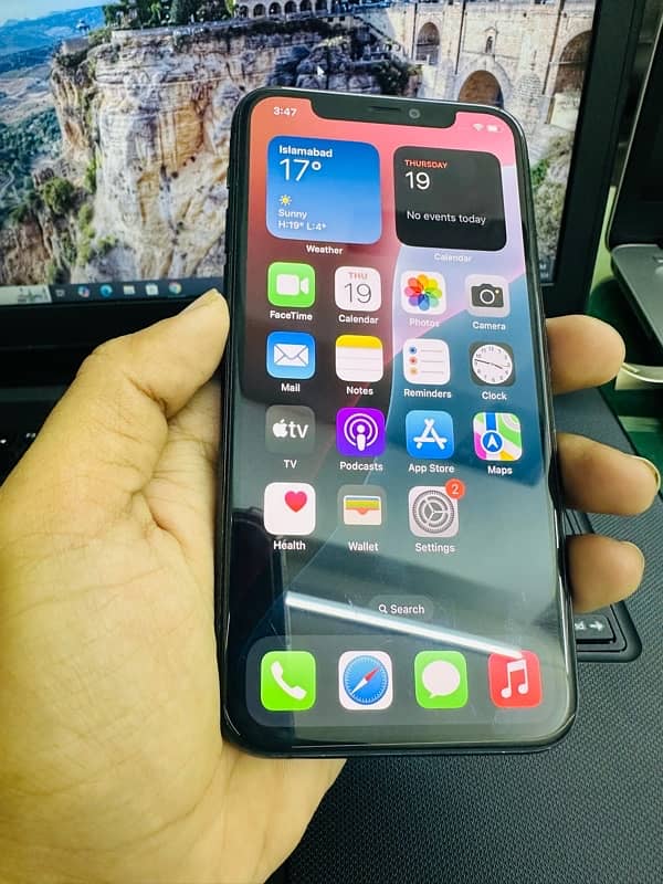 iphone 11pro 64gb 3