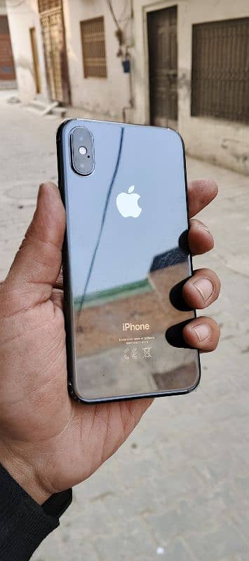 iphone XS physical sim proved 1