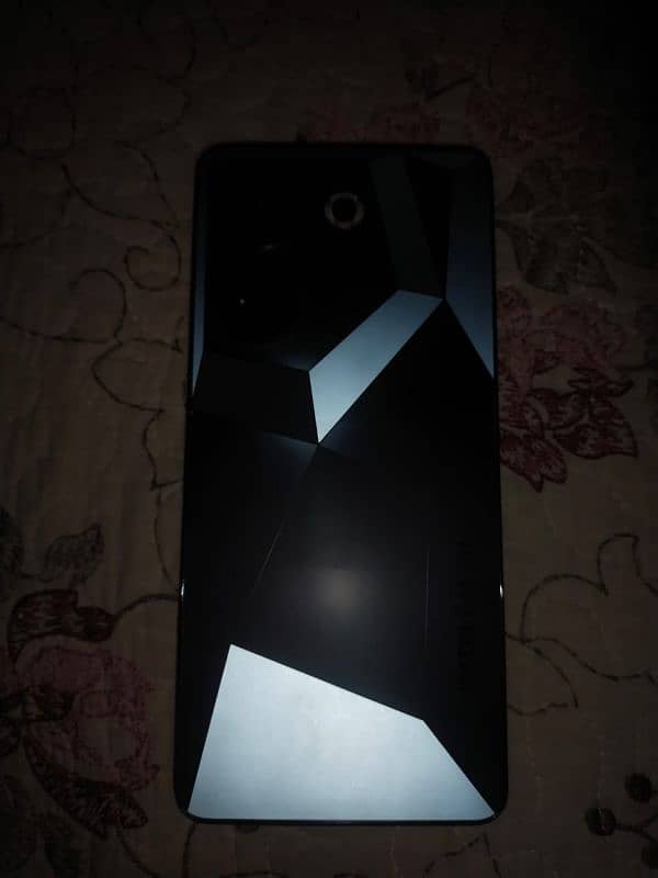 Tecno camon 20   8+4/256 With Box 5