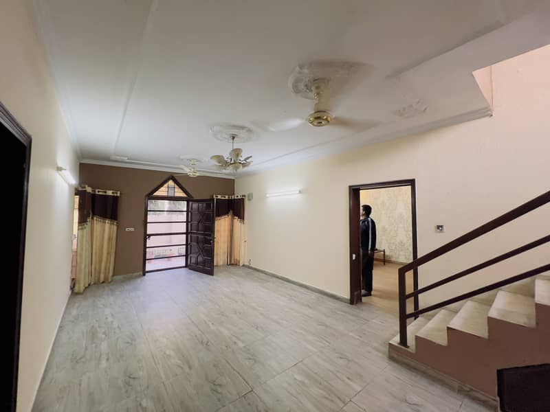 10 Marla Double Storey House Available For Rent Near Emporium Mall 3