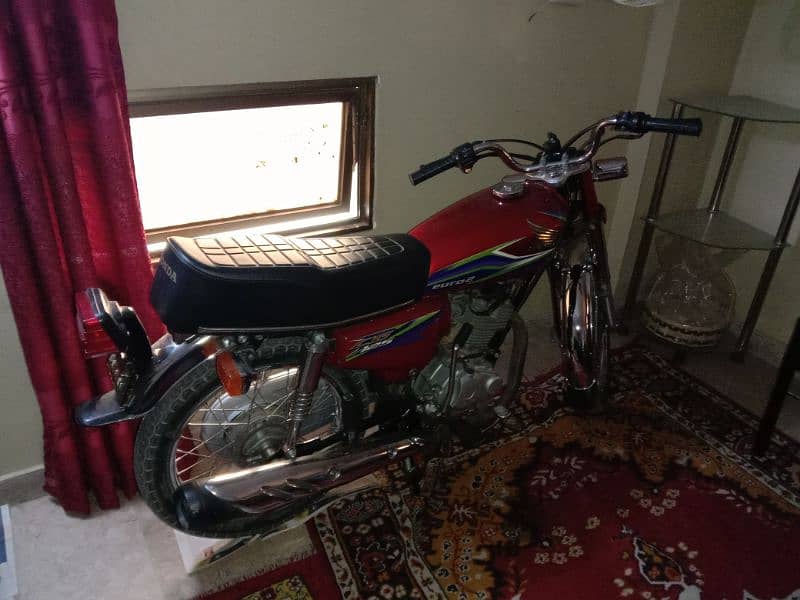 selling Honda CG125 0