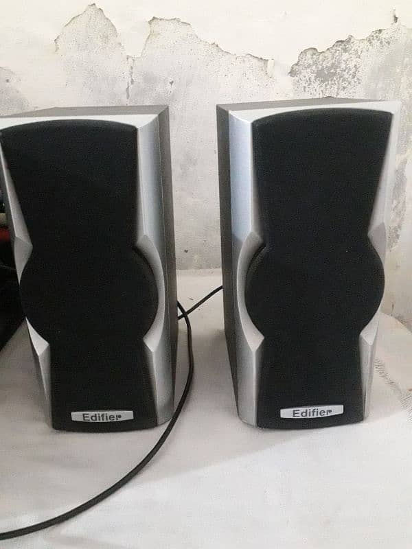 Edifier X600 boofer Speaker 2