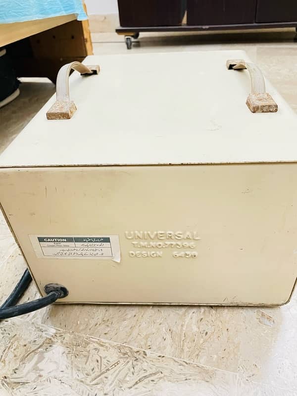 Universal A-50 Voltage Stabilizer – Heavy Duty (5000 Watts) 2