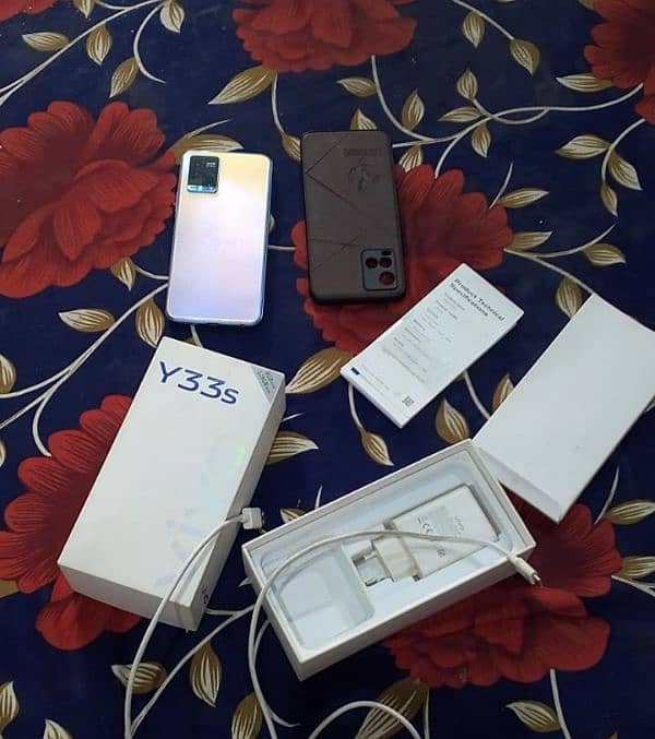 Vivo Y33s 0