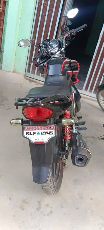 Cb150f neat and clean no buff orignal paint shahzad qureshi03112063829 3