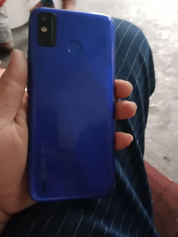 Tecno spark 6 go 7