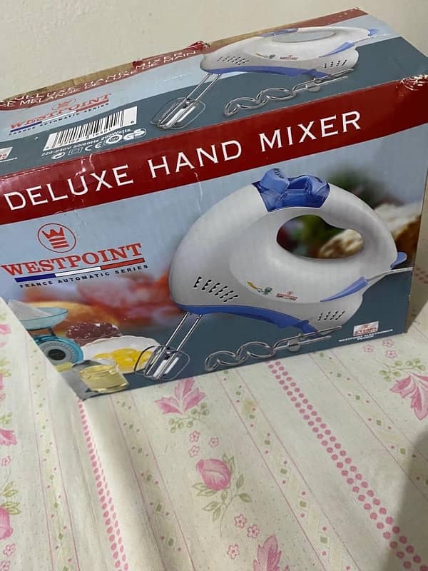 Deluxe hand mixer 3