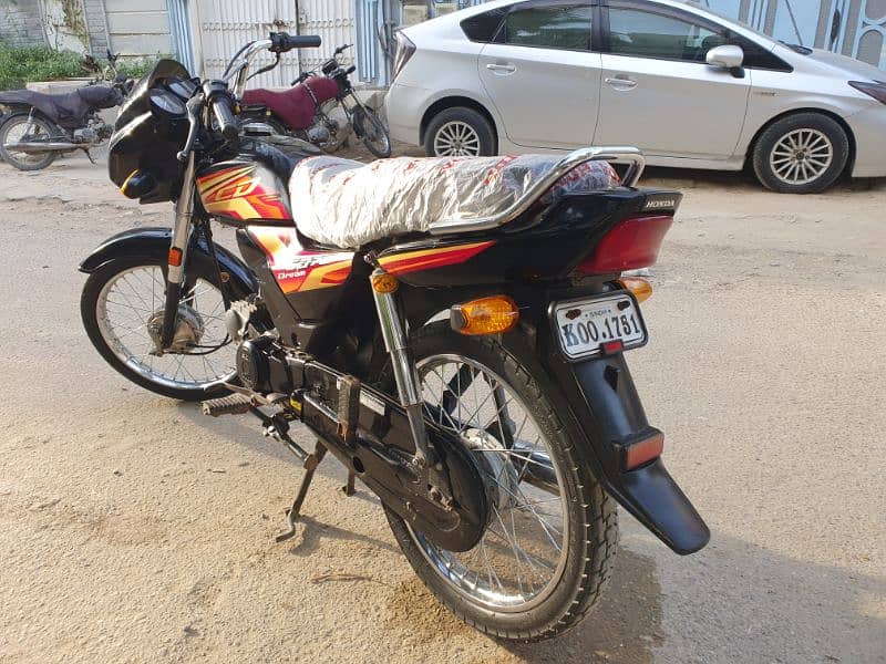 Honda CD 70 Dream In Immaculate Condition 9