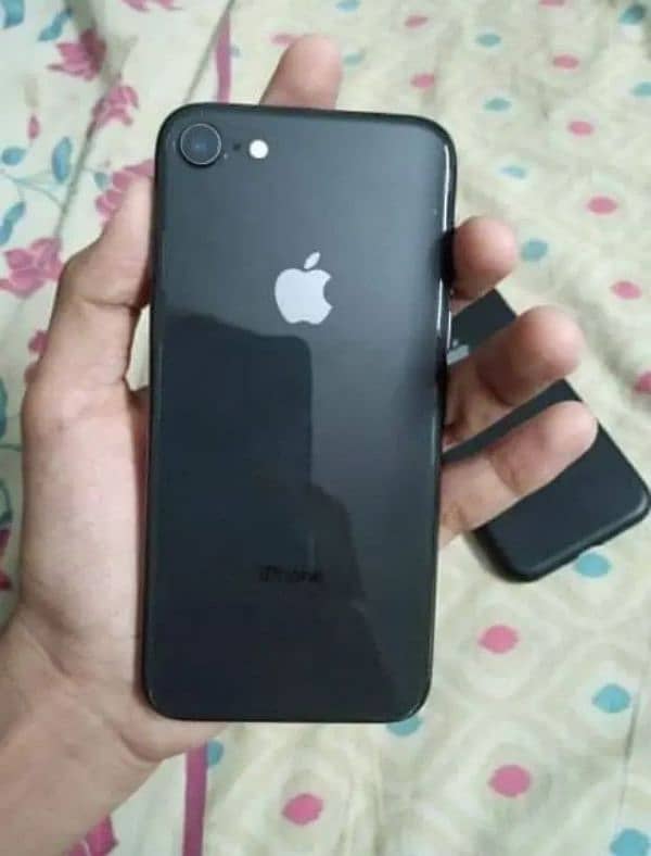 I phone 8 10/10 condition 0