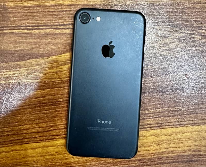 iPhone 7 - 128GB  Excellent Condition (PTA Approved) 1