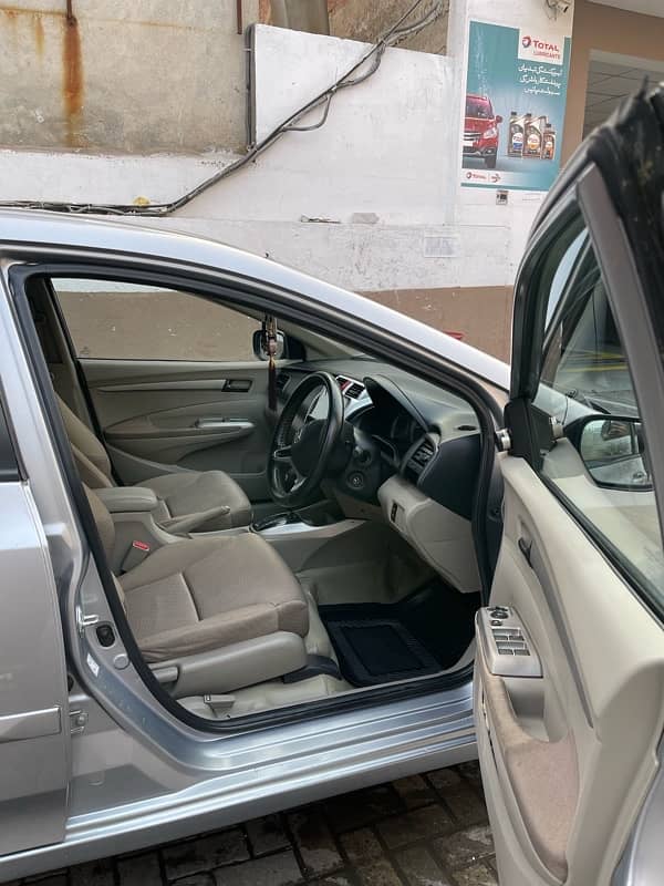 Honda City 1.3 IVTEC Prosmatec 2018 Automatic 12