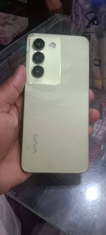 vivo y100 0