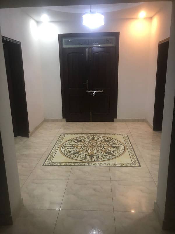 1 KANAL BEAUTIFUL UPPER PORTION AVAILABLE FOR RENT IN UET HOUSING SOCIETY 3