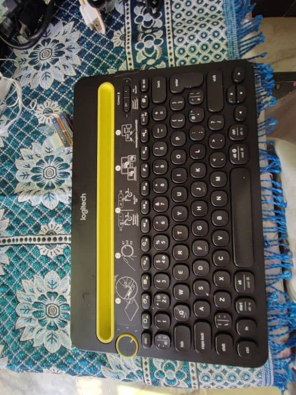 Logitech TK820,   K-480 Keyboard, Logitech Master Mouse 10