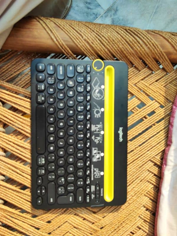 Logitech TK820,   K-480 Keyboard, Logitech Master Mouse 18