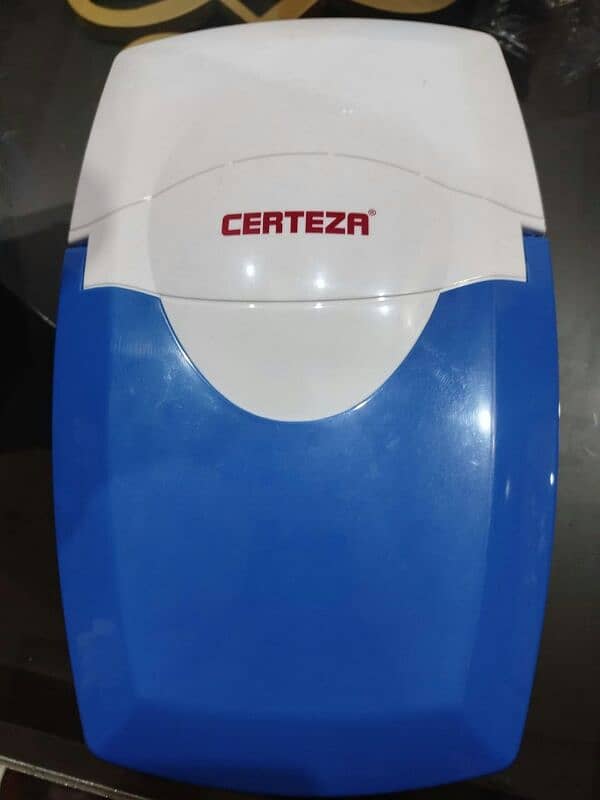 Certeza nebulizer in almost new condition for use by kids and adults. 1