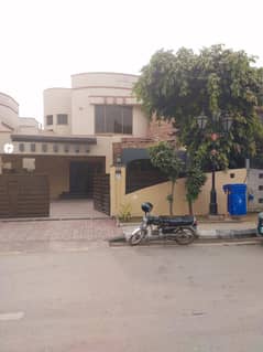 10 marla safari villa 2 Bahria phase 7 Rawalpindi