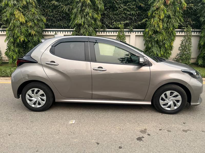 Toyota Yaris X 2022 Automatic 3