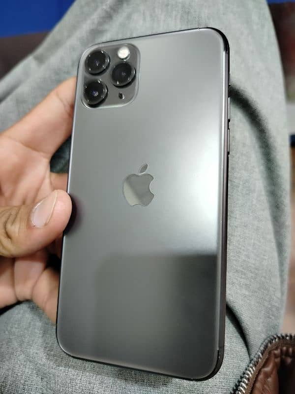 Iphone 11 pro Non PTA 1