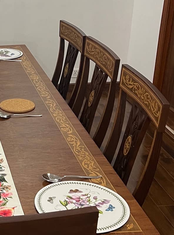 Beautiful Solid Wood In Lay Dining Table and Chair 8