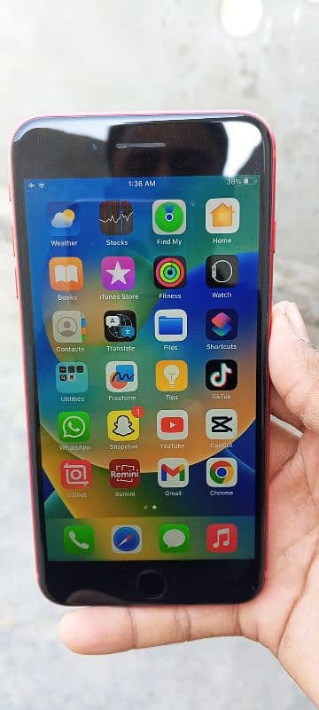 iPhone 8 plus Nan pta condition 10/10 Bh 96 Totally Original. 1