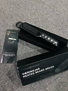 The Beard Struggle Vaeringjar Heated Beard Brush