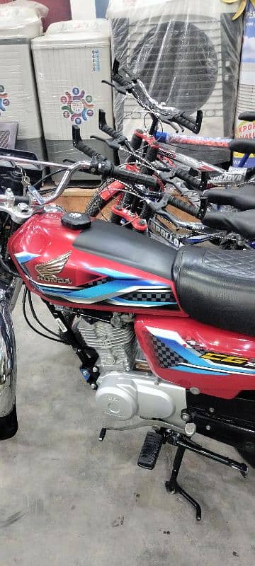 Honda 125 2023/24 Model Brand New 1