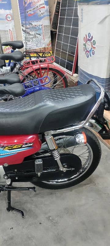 Honda 125 2023/24 Model Brand New 5