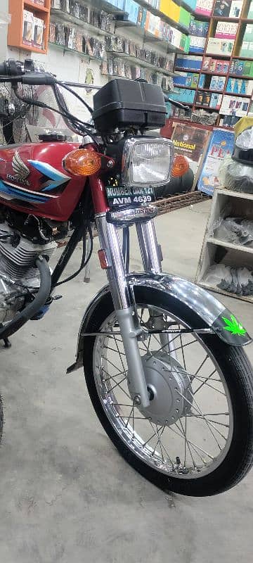 Honda 125 2023/24 Model Brand New 9