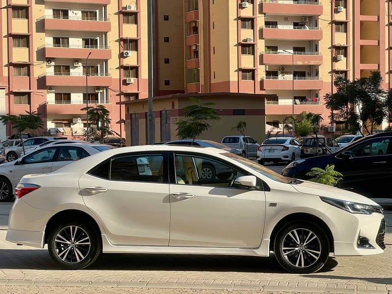 Toyota Altis Grande 2022 5