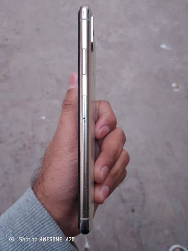 iphone xs max 256 Non  PTA 2