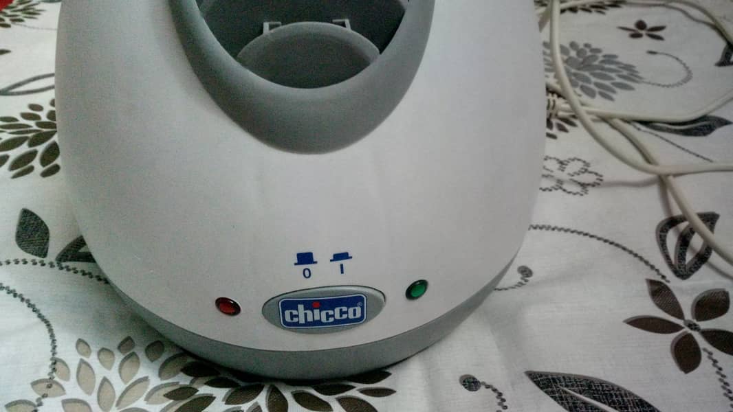 CHICCO hot vapor humidifier Blue Space' model  With a 3.2 liter 0